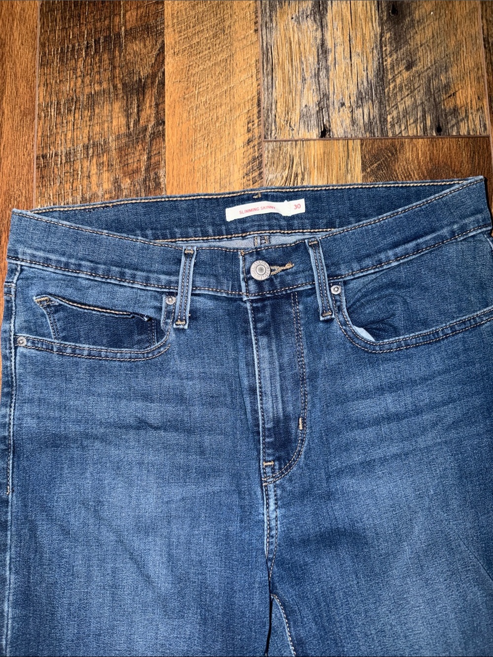 Levi’s Slimming High-Rise Women’s Jeans - Blue